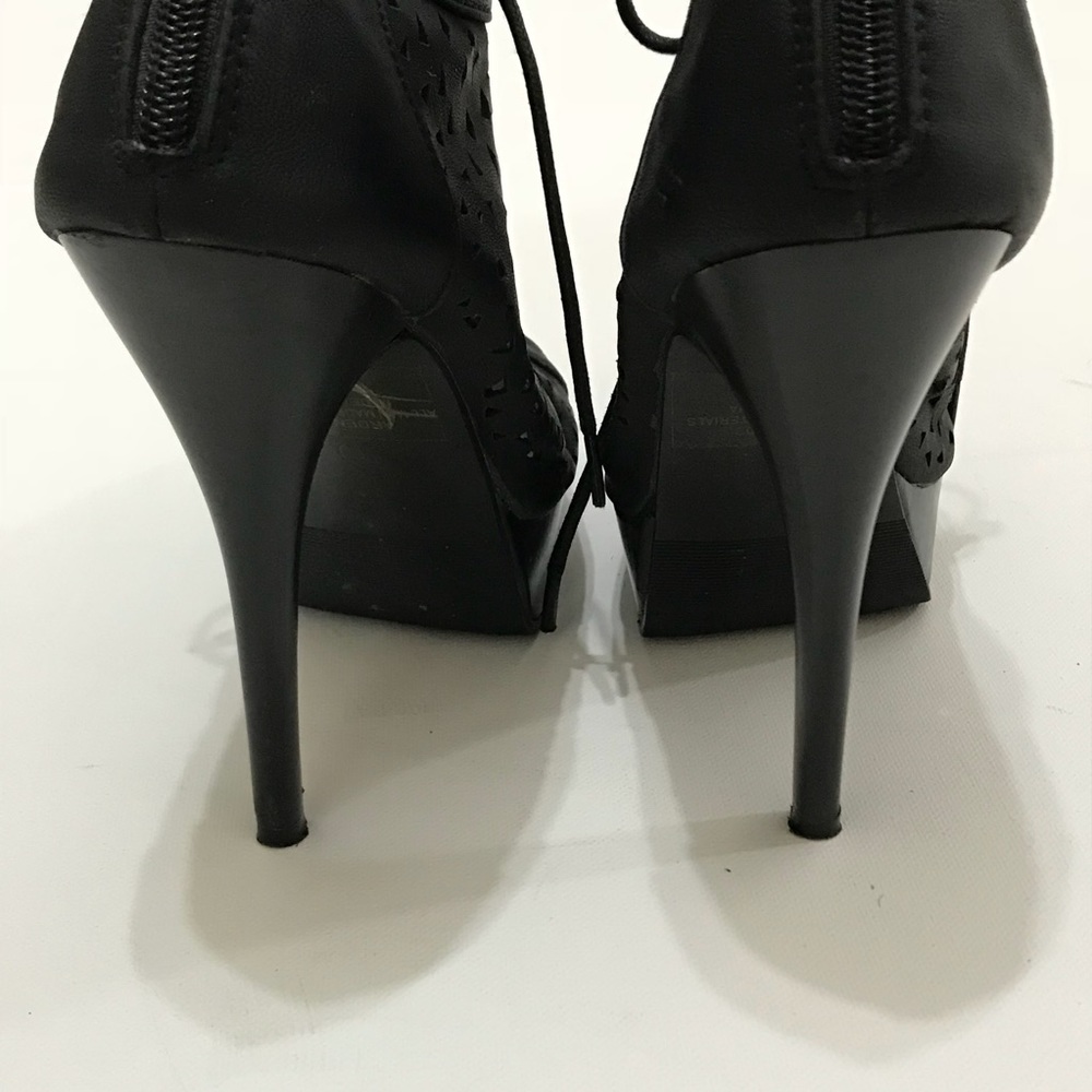 Modesta Arden Booties - Picture 5 of 8